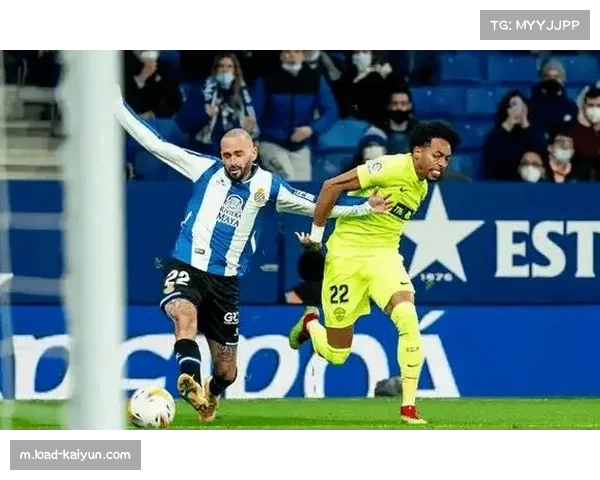 西甲战平局势紧张 米拉多次造险门将佩尼亚救主 西班牙人半场0比0埃尔切